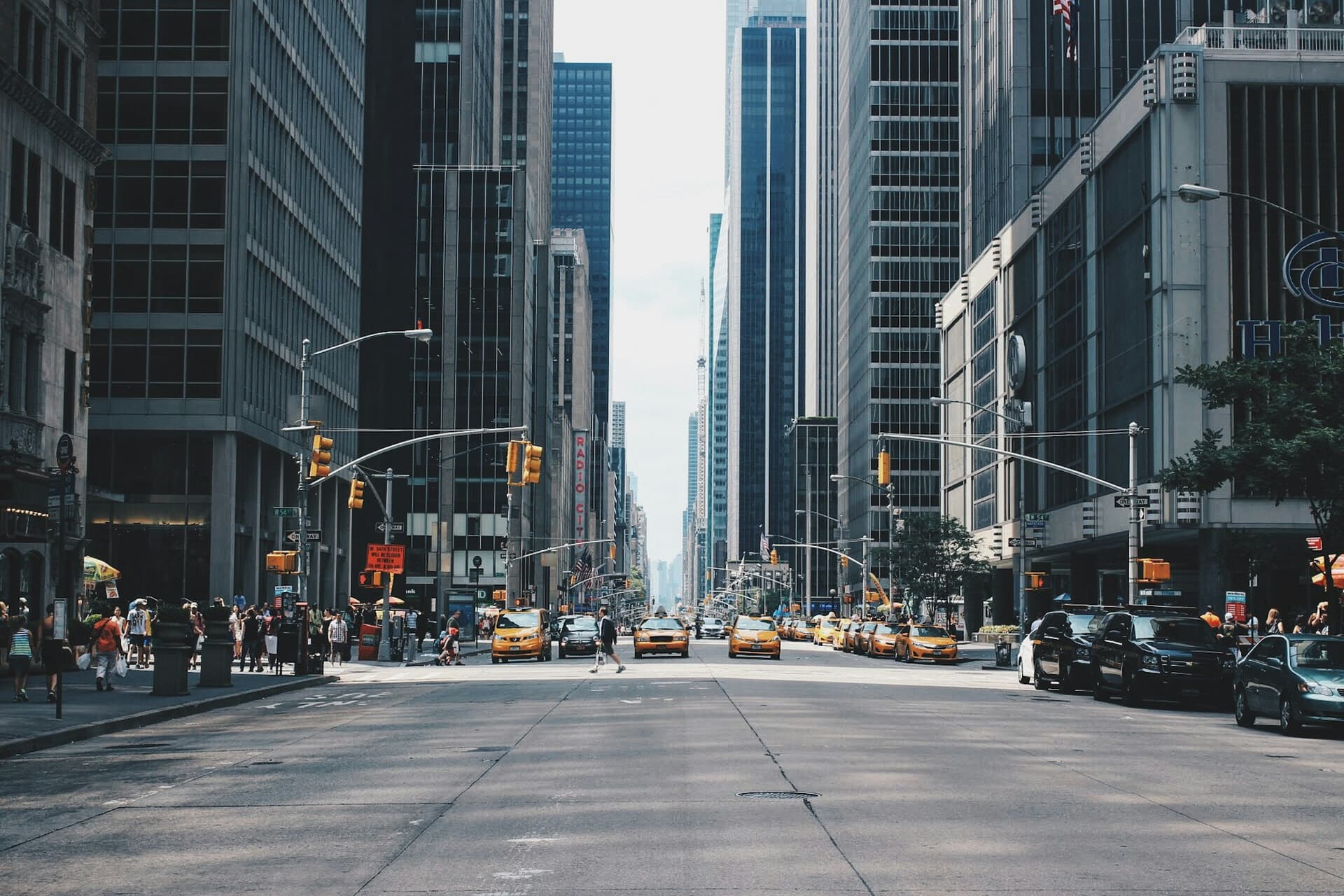 Institutional horizon — partnership and long-term capital